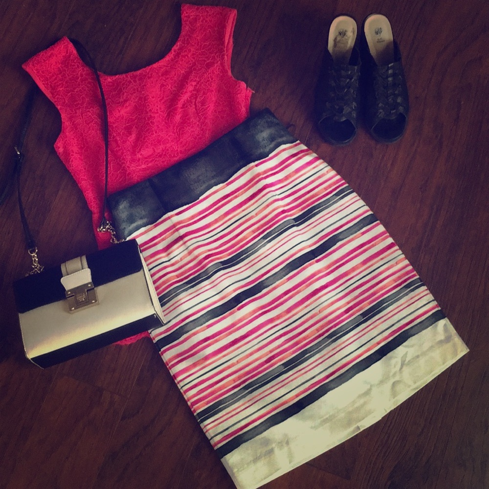 Worthington size 6 skirt pink orange white black